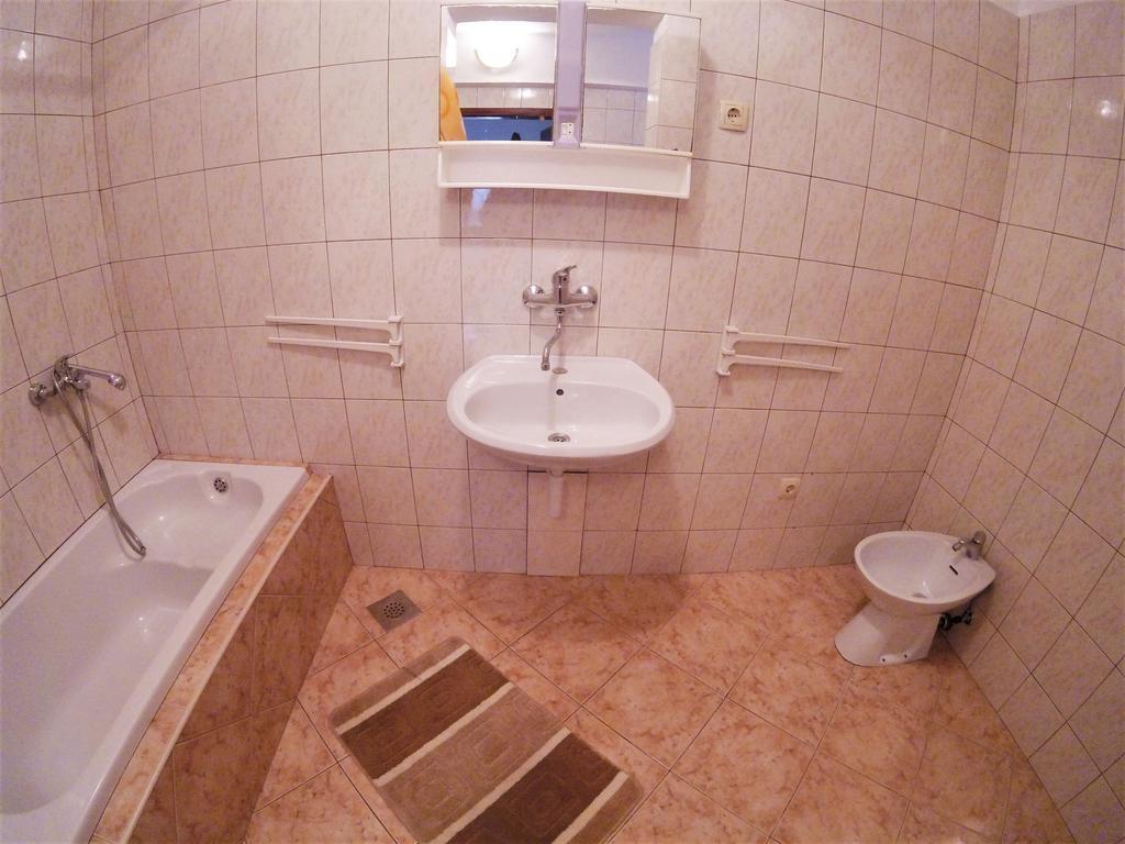 Apartments Olivera Супетарска Драга Екстериор снимка