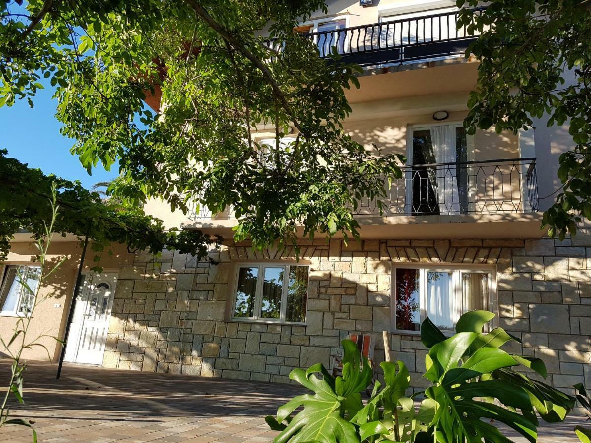 Apartments Olivera Супетарска Драга Екстериор снимка